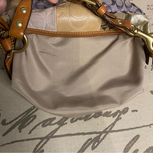 EUC Coach Vintage Color Block Shoulder Bag - Picture 8 of 12